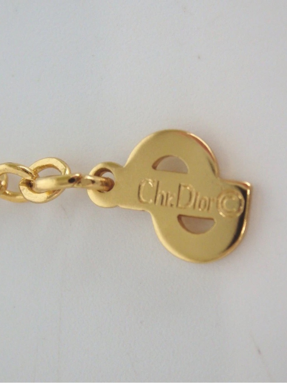 Christian Dior CD Unisex Gold Necklace - Picture 6 of 10